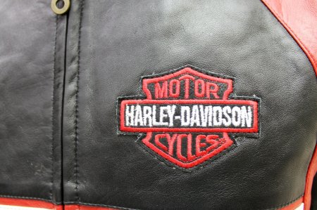  .  Harley-Davidson, -.