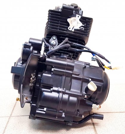 Двигатель в сборе. 250 см3 167FMM (CBB250)